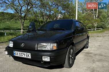 Седан Volkswagen Passat 1990 в Черкассах