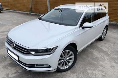 Универсал Volkswagen Passat 2017 в Чернигове