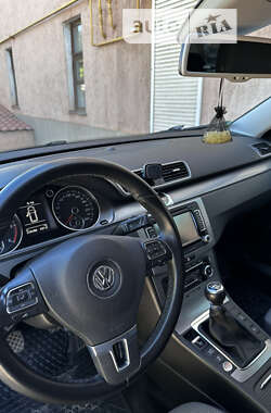 Универсал Volkswagen Passat 2011 в Кривом Роге