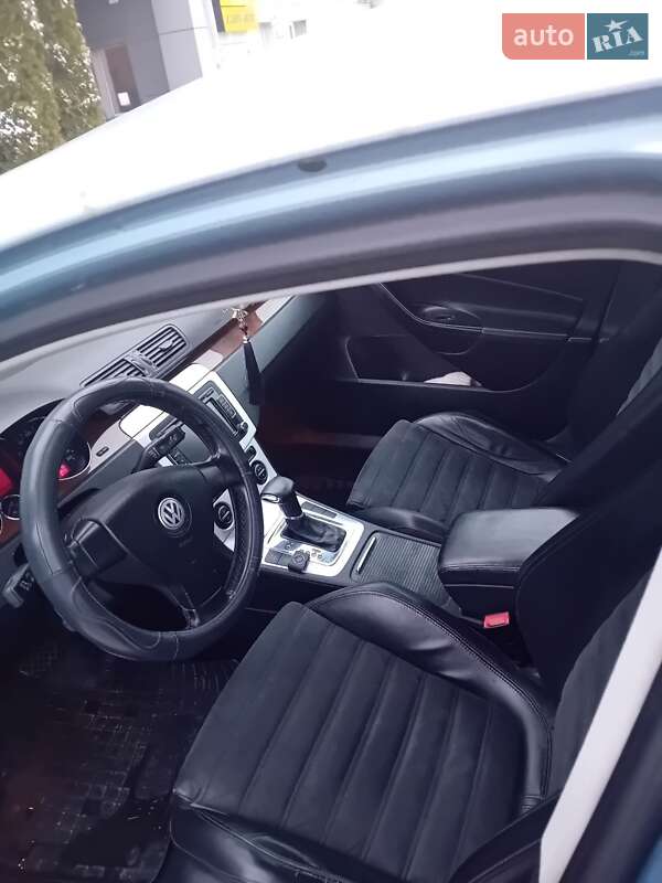 Седан Volkswagen Passat 2007 в Житомире