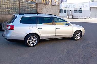 Універсал Volkswagen Passat 2006 в Києві