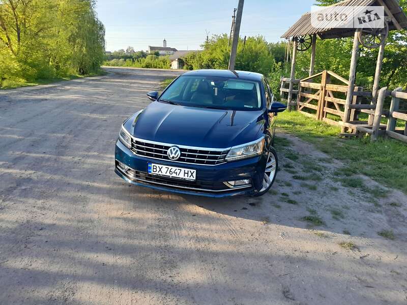 Седан Volkswagen Passat 2017 в Изяславе