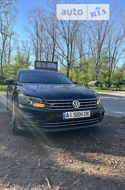 Седан Volkswagen Passat 2017 в Фастові