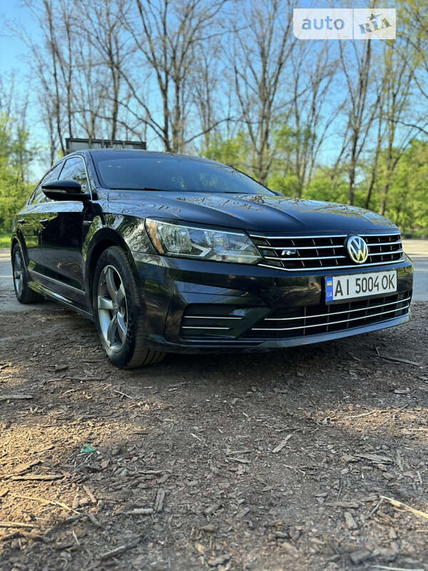 Седан Volkswagen Passat 2017 в Фастові