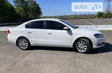 Седан Volkswagen Passat 2014 в Смеле