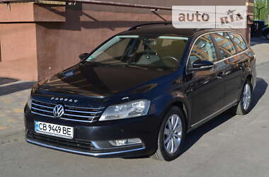 Универсал Volkswagen Passat 2011 в Чернигове