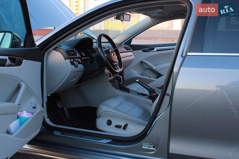 Седан Volkswagen Passat 2017 в Киеве