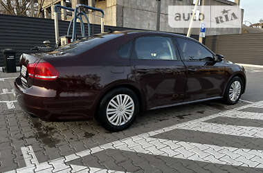 Седан Volkswagen Passat 2013 в Киеве