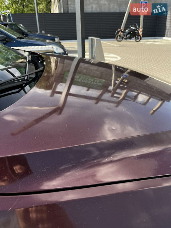 Седан Volkswagen Passat 2013 в Києві