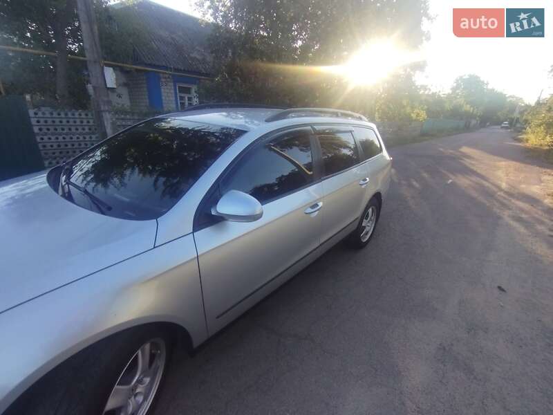 Универсал Volkswagen Passat 2008 в Коростене
