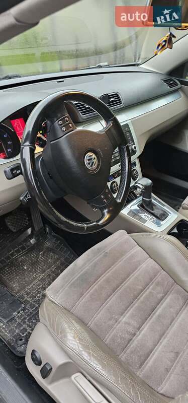 Универсал Volkswagen Passat 2006 в Киеве