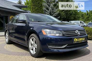 Седан Volkswagen Passat 2013 в Львове