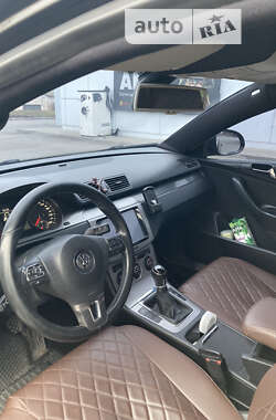 Седан Volkswagen Passat 2006 в Христиновке