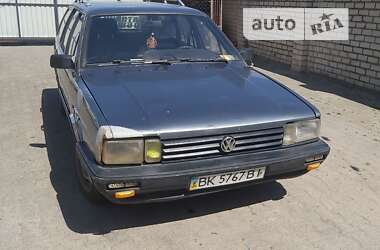 Універсал Volkswagen Passat 1985 в Костопілі