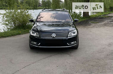 Універсал Volkswagen Passat 2012 в Рівному