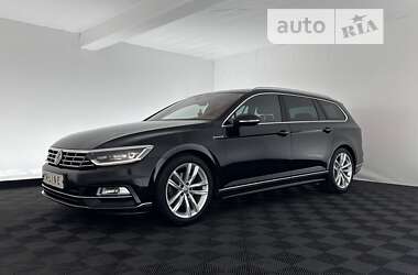 Универсал Volkswagen Passat 2018 в Киеве