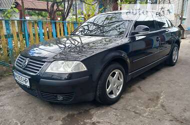 Седан Volkswagen Passat 2004 в Рівному