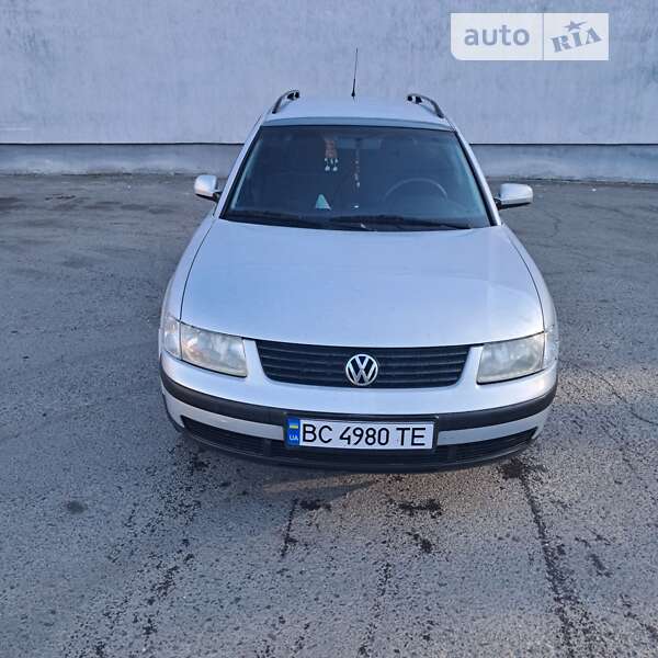 Универсал Volkswagen Passat 1998 в Львове
