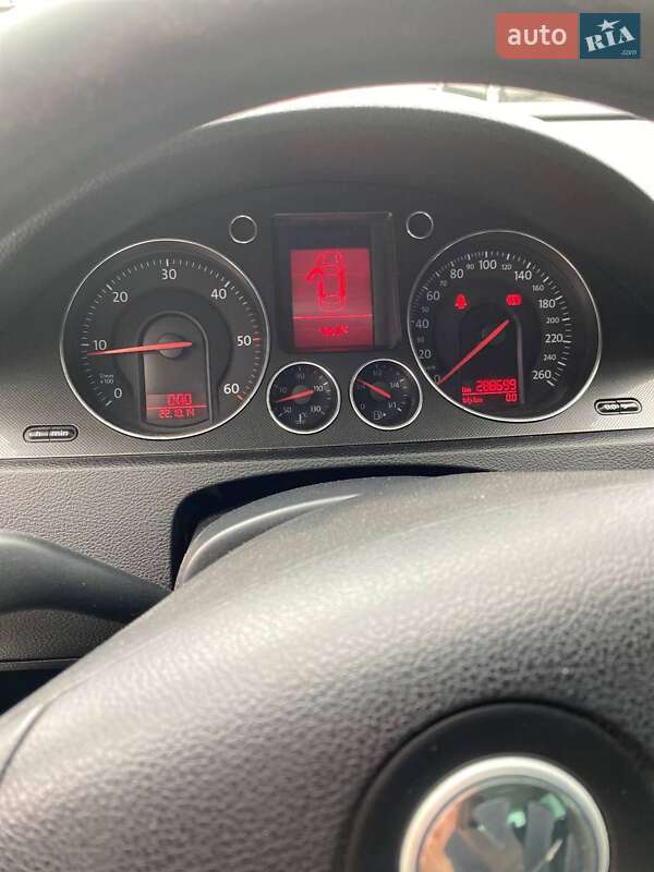 Универсал Volkswagen Passat 2006 в Чернигове
