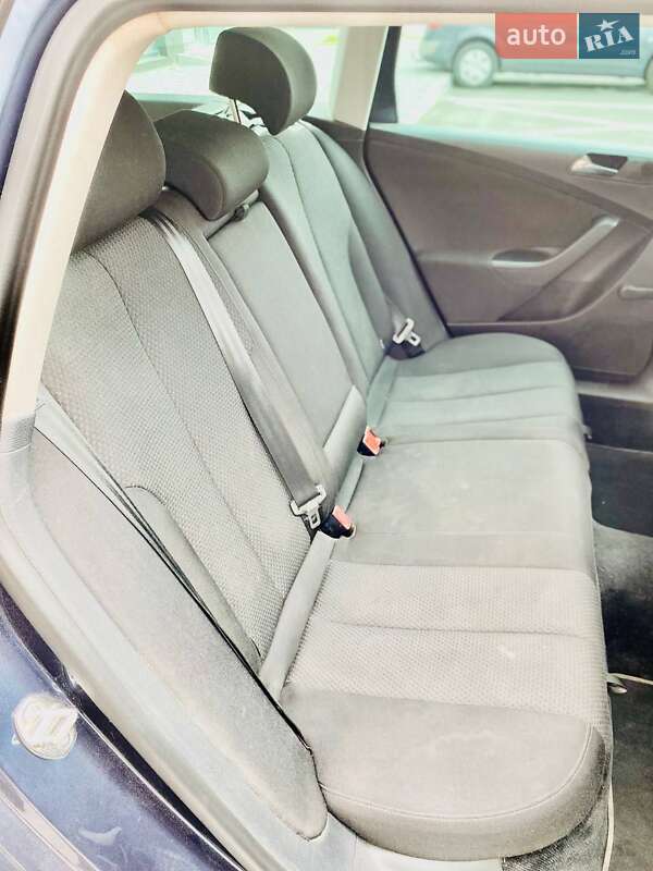 Универсал Volkswagen Passat 2006 в Чернигове