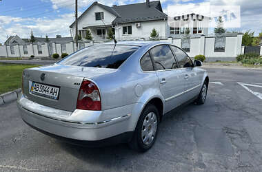 Седан Volkswagen Passat 2005 в Виннице