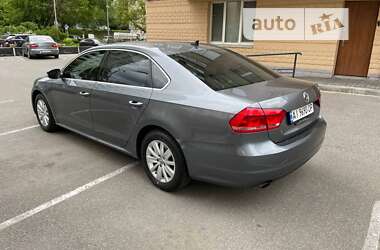 Седан Volkswagen Passat 2015 в Киеве