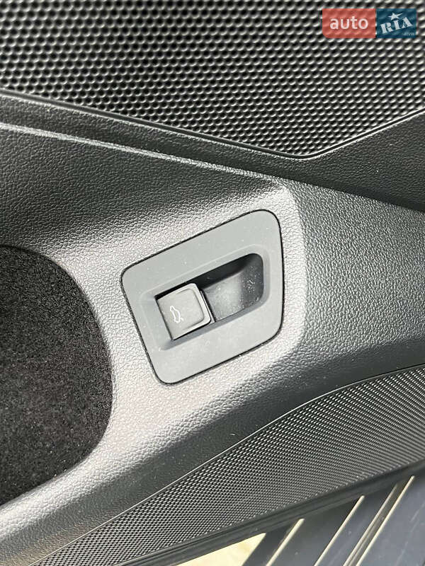 Универсал Volkswagen Passat 2018 в Луцке