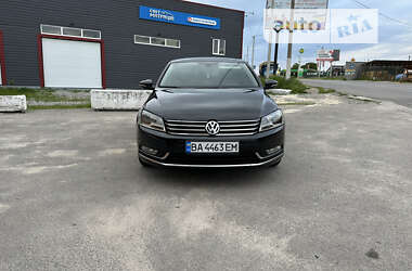 Седан Volkswagen Passat 2011 в Кропивницком