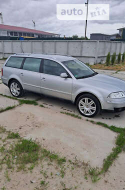 Універсал Volkswagen Passat 2001 в Києві