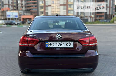 Седан Volkswagen Passat 2013 в Львові