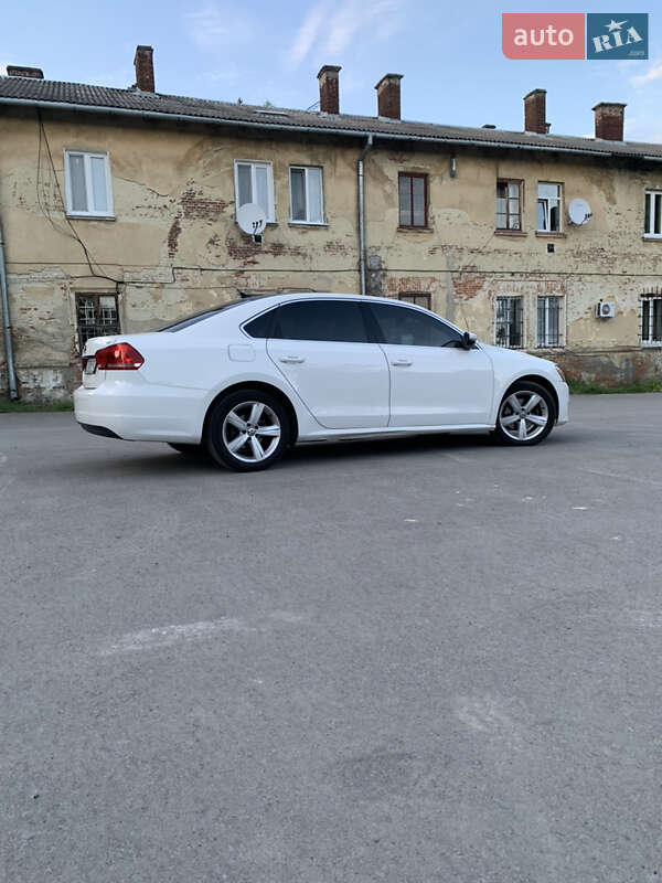 Седан Volkswagen Passat 2015 в Львове фото 3 Седан Volkswagen Passat 2015 в Львове