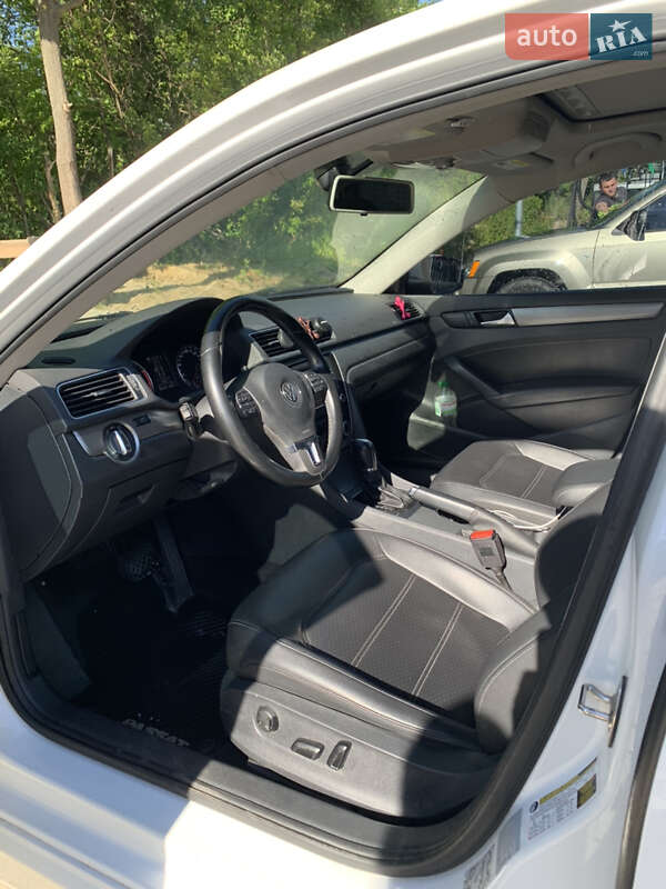 Седан Volkswagen Passat 2015 в Львове фото 11 Седан Volkswagen Passat 2015 в Львове
