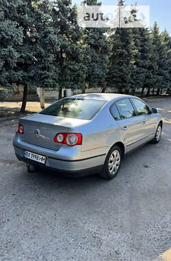 Седан Volkswagen Passat 2005 в Вознесенске