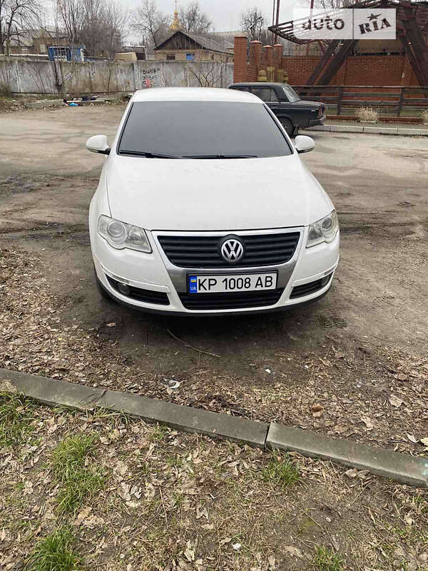 Седан Volkswagen Passat 2008 в Запорожье