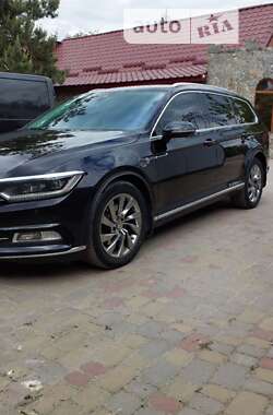 Універсал Volkswagen Passat 2015 в Хмельницькому