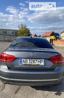 Седан Volkswagen Passat 2012 в Виннице