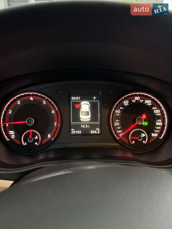 Седан Volkswagen Passat 2020 в Каменском