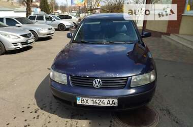 Седан Volkswagen Passat 1999 в Хмельницком