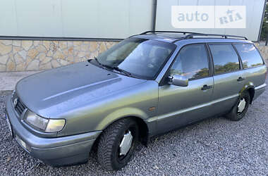 Универсал Volkswagen Passat 1995 в Тульчине