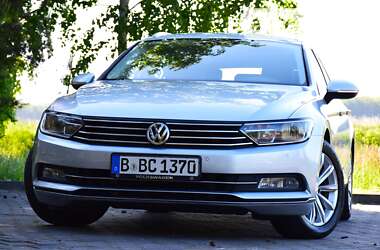 Універсал Volkswagen Passat 2015 в Трускавці