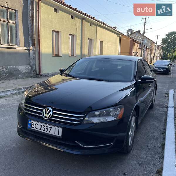 Седан Volkswagen Passat 2014 в Львове