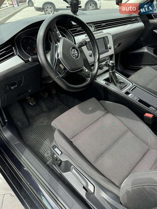 Универсал Volkswagen Passat 2016 в Львове