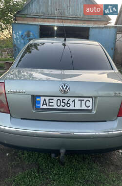 Седан Volkswagen Passat 2004 в Кривом Роге