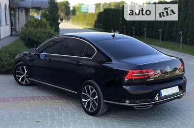 Седан Volkswagen Passat 2015 в Хмельницком