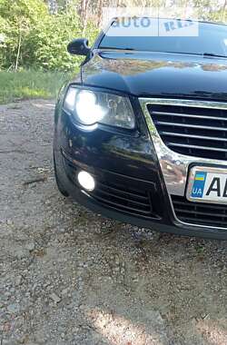 Универсал Volkswagen Passat 2006 в Виннице