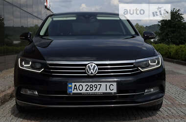 Седан Volkswagen Passat 2017 в Мукачевому