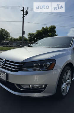 Седан Volkswagen Passat 2014 в Одессе