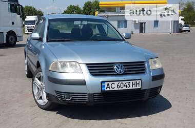 Седан Volkswagen Passat 2002 в Луцьку