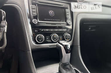 Седан Volkswagen Passat 2011 в Прилуках