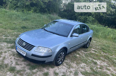 Седан Volkswagen Passat 2002 в Виннице